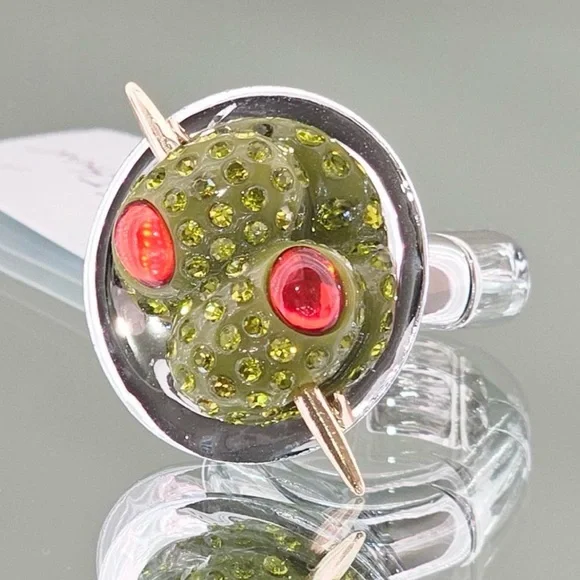 New Betsey Johnson Ring Martini Glass Olive Cocktail Ring - Picture 11 of 16